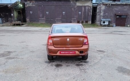 Renault Logan I, 2010 год, 300 000 рублей, 1 фотография