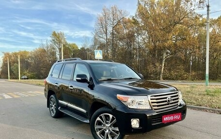 Toyota Land Cruiser 200, 2013 год, 4 300 000 рублей, 1 фотография