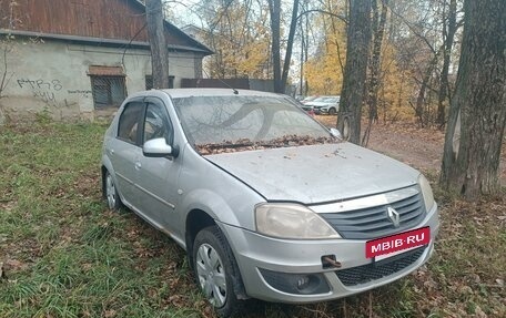 Renault Logan I, 2014 год, 230 000 рублей, 3 фотография