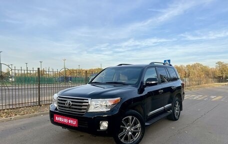 Toyota Land Cruiser 200, 2013 год, 4 300 000 рублей, 2 фотография