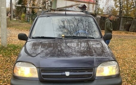 Chevrolet Niva I рестайлинг, 2004 год, 275 000 рублей, 5 фотография