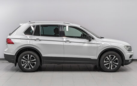 Volkswagen Tiguan II, 2019 год, 2 475 000 рублей, 4 фотография