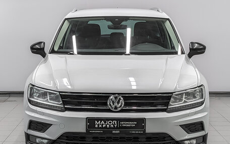 Volkswagen Tiguan II, 2019 год, 2 475 000 рублей, 2 фотография