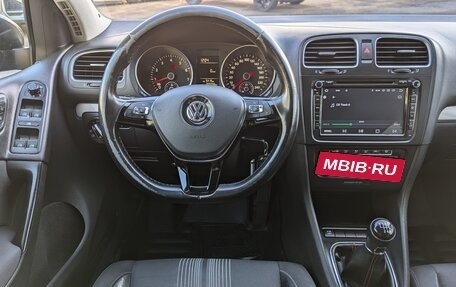 Volkswagen Golf VI, 2012 год, 820 000 рублей, 24 фотография