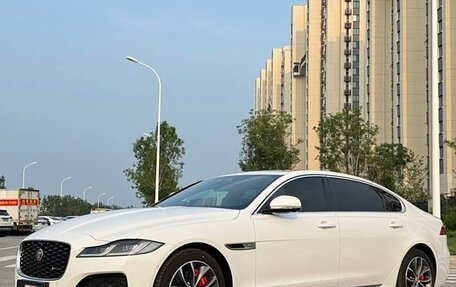 Jaguar XF II, 2022 год, 3 940 007 рублей, 1 фотография