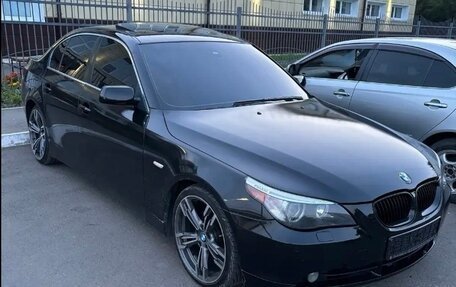 BMW 5 серия, 2004 год, 1 450 000 рублей, 7 фотография