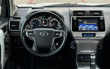 Toyota Land Cruiser Prado 150 рестайлинг 2, 2020 год, 4 980 000 рублей, 12 фотография