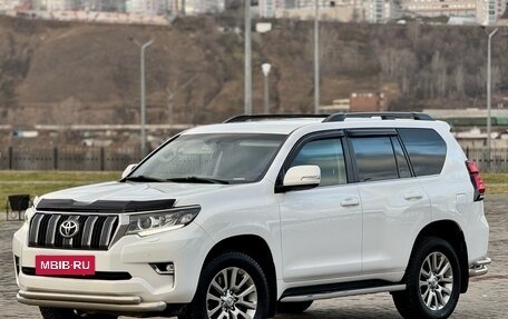 Toyota Land Cruiser Prado 150 рестайлинг 2, 2020 год, 4 980 000 рублей, 5 фотография