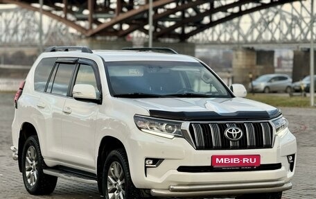 Toyota Land Cruiser Prado 150 рестайлинг 2, 2020 год, 4 980 000 рублей, 28 фотография