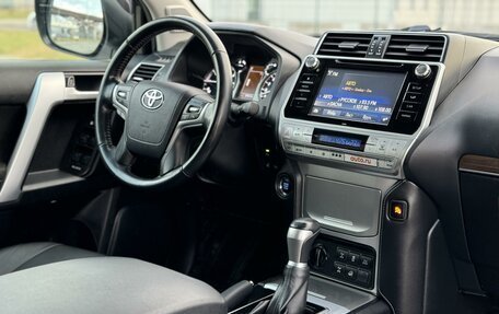 Toyota Land Cruiser Prado 150 рестайлинг 2, 2020 год, 4 980 000 рублей, 35 фотография