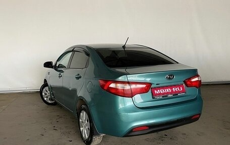 KIA Rio III рестайлинг, 2012 год, 900 000 рублей, 4 фотография