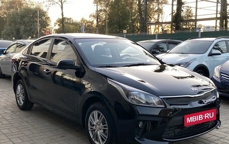 KIA Rio IV, 2018 год, 1 295 000 рублей, 1 фотография