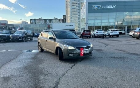 KIA cee'd I рестайлинг, 2011 год, 735 000 рублей, 2 фотография