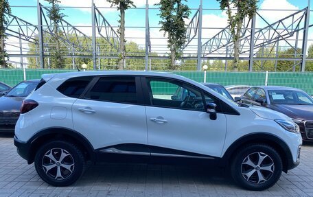 Renault Kaptur I рестайлинг, 2017 год, 1 599 000 рублей, 8 фотография