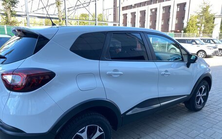 Renault Kaptur I рестайлинг, 2017 год, 1 599 000 рублей, 33 фотография