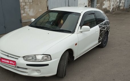 Mitsubishi Mirage VI рестайлинг, 1996 год, 200 000 рублей, 3 фотография