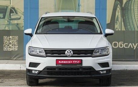 Volkswagen Tiguan II, 2018 год, 2 859 000 рублей, 3 фотография