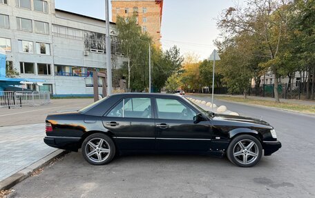 Mercedes-Benz E-Класс, 1993 год, 740 000 рублей, 7 фотография