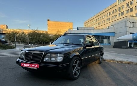 Mercedes-Benz E-Класс, 1993 год, 740 000 рублей, 4 фотография