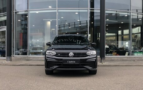 Volkswagen Tiguan II, 2021 год, 3 790 000 рублей, 3 фотография