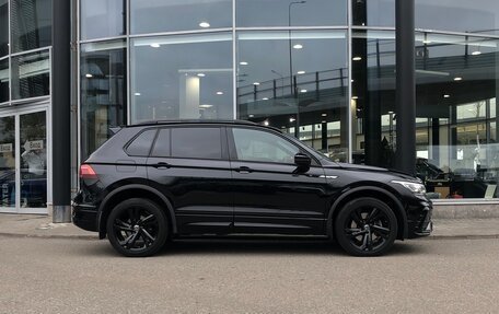 Volkswagen Tiguan II, 2021 год, 3 790 000 рублей, 6 фотография