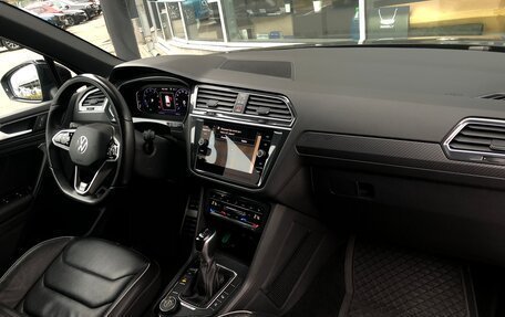 Volkswagen Tiguan II, 2021 год, 3 790 000 рублей, 11 фотография