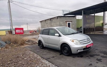 Toyota Ist II, 2004 год, 700 000 рублей, 1 фотография