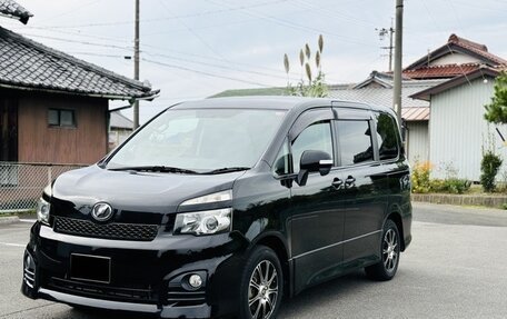 Toyota Voxy II, 2010 год, 592 077 рублей, 7 фотография