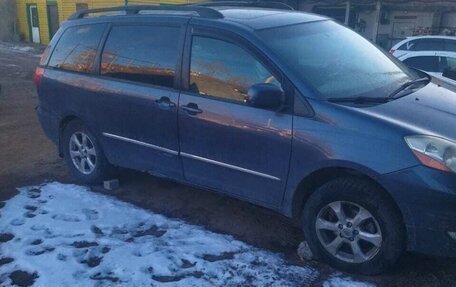 Toyota Sienna II рестайлинг, 2006 год, 950 000 рублей, 2 фотография