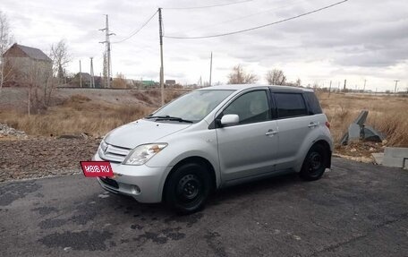 Toyota Ist II, 2004 год, 700 000 рублей, 2 фотография