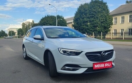 Opel Insignia II рестайлинг, 2018 год, 1 720 000 рублей, 3 фотография