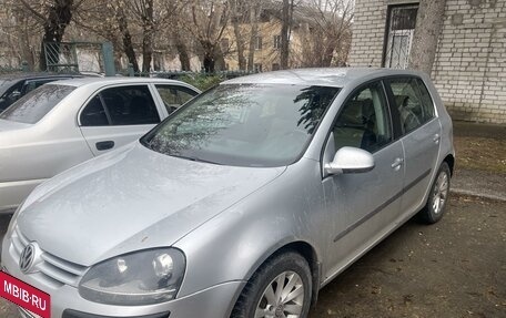 Volkswagen Golf V, 2006 год, 550 000 рублей, 2 фотография