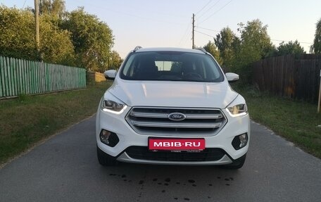 Ford Kuga III, 2018 год, 2 119 000 рублей, 1 фотография