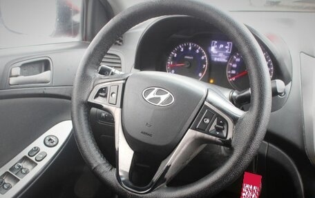 Hyundai Solaris II рестайлинг, 2014 год, 570 000 рублей, 16 фотография