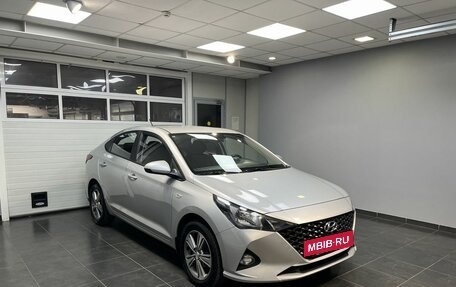 Hyundai Solaris II рестайлинг, 2021 год, 1 685 000 рублей, 3 фотография