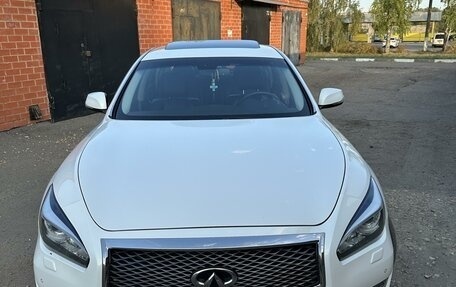 Infiniti Q70 I, 2015 год, 2 290 000 рублей, 3 фотография