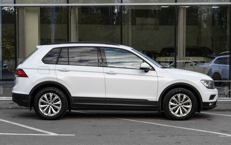 Volkswagen Tiguan II, 2020 год, 2 699 000 рублей, 5 фотография