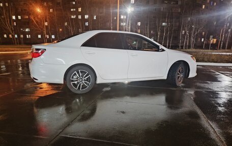 Toyota Camry, 2015 год, 2 300 000 рублей, 13 фотография