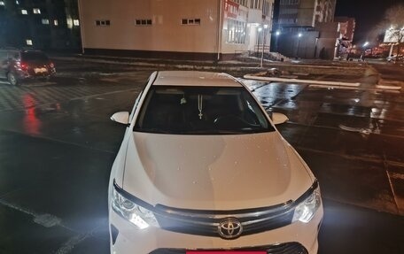 Toyota Camry, 2015 год, 2 300 000 рублей, 21 фотография