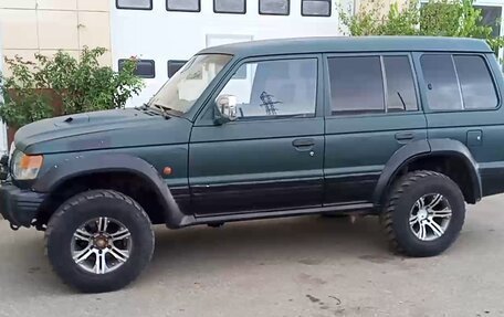 Mitsubishi Pajero III рестайлинг, 1993 год, 410 000 рублей, 2 фотография