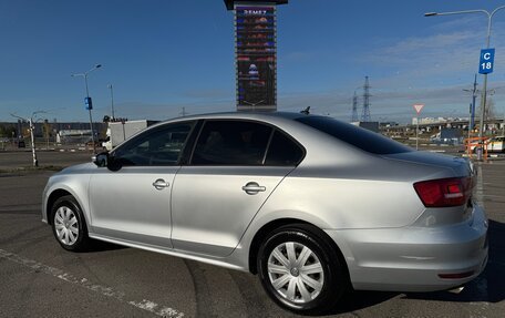 Volkswagen Jetta VI, 2015 год, 1 120 000 рублей, 2 фотография