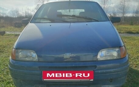 Fiat Punto III Punto Evo рестайлинг, 1998 год, 160 000 рублей, 4 фотография