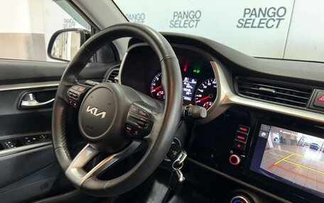 KIA Rio IV, 2021 год, 1 800 000 рублей, 10 фотография