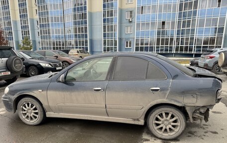 Nissan Bluebird Sylphy II, 2001 год, 295 000 рублей, 4 фотография