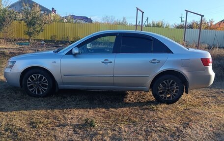 Hyundai Sonata VI, 2005 год, 670 000 рублей, 1 фотография