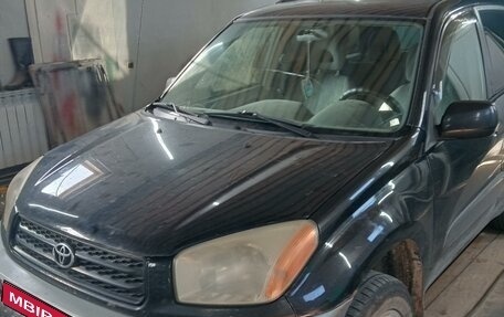 Toyota RAV4, 2002 год, 650 000 рублей, 1 фотография