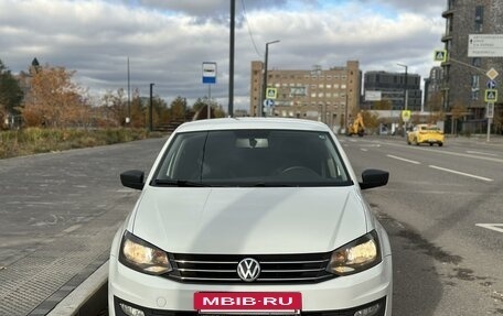 Volkswagen Polo VI (EU Market), 2015 год, 895 000 рублей, 2 фотография