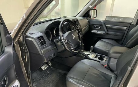 Mitsubishi Pajero IV, 2012 год, 2 249 999 рублей, 10 фотография