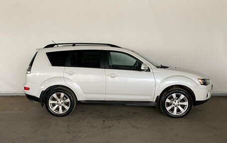 Mitsubishi Outlander III рестайлинг 3, 2012 год, 1 670 000 рублей, 8 фотография