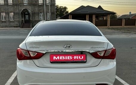 Hyundai Sonata VI, 2010 год, 1 350 000 рублей, 11 фотография